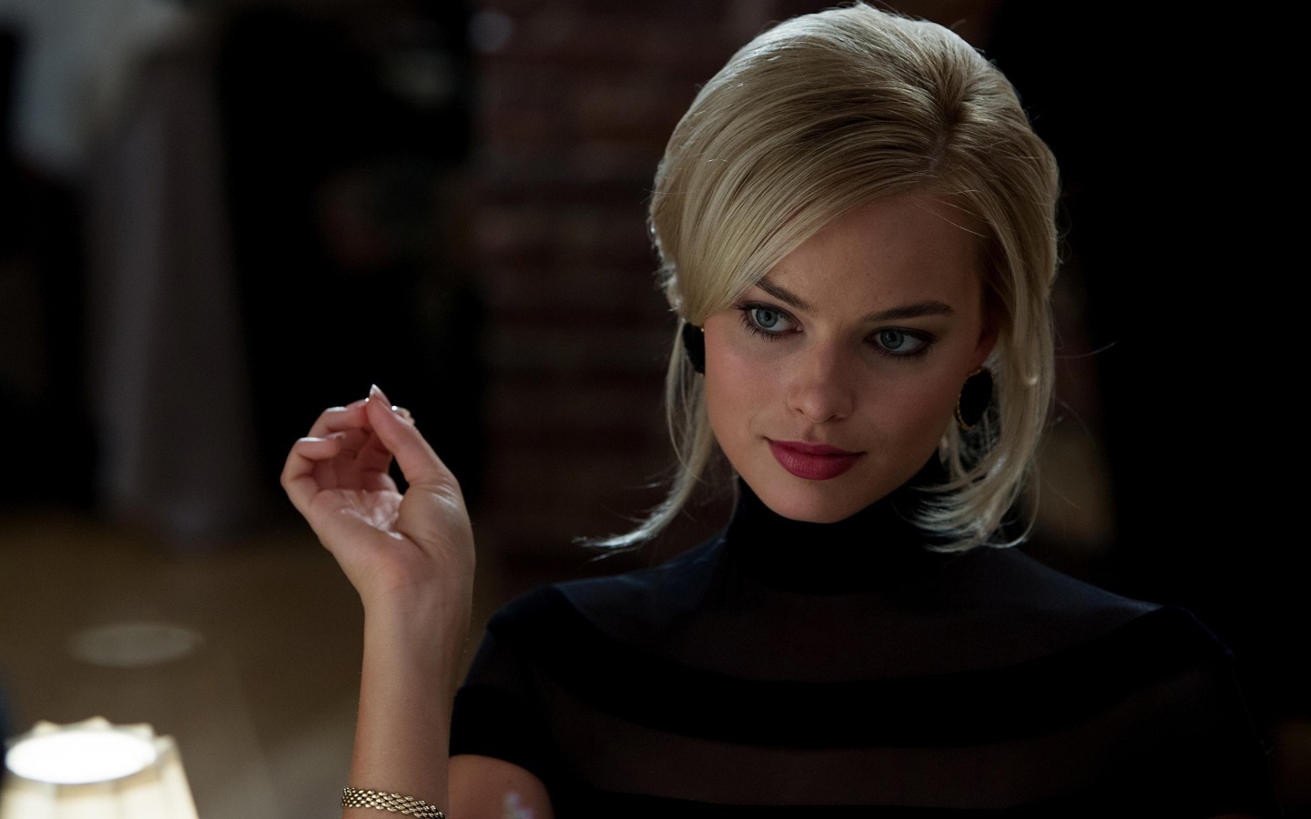 margot robbie wolf of wall street outfits